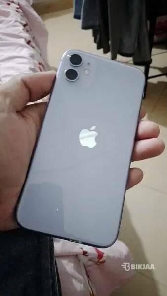 iPhone 11