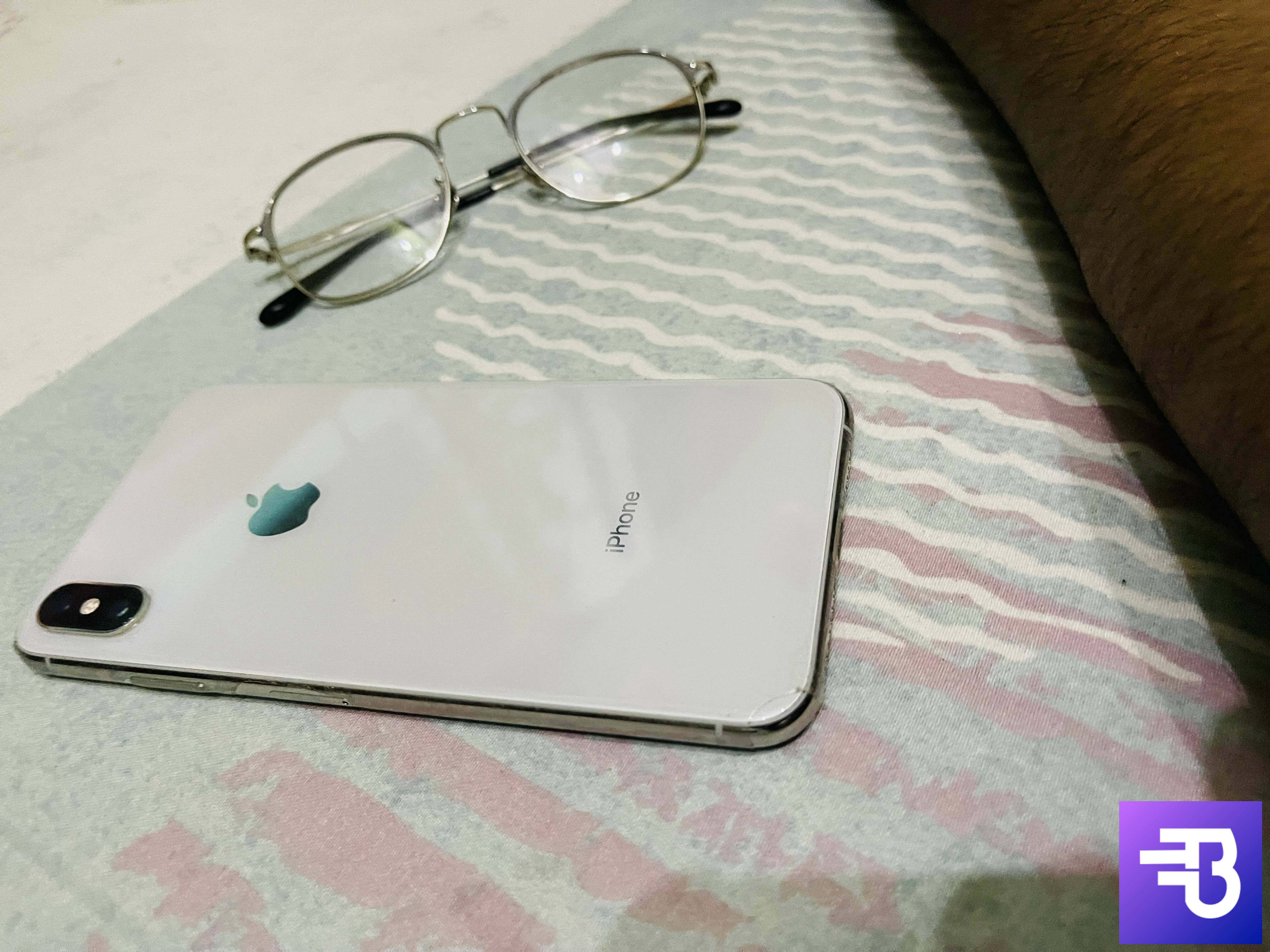 i phone xs max 256gb PTA AP 