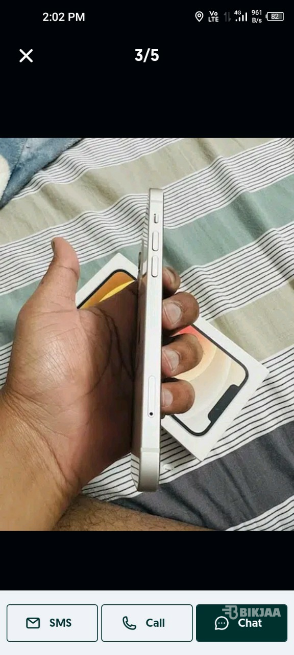 iPhone 12