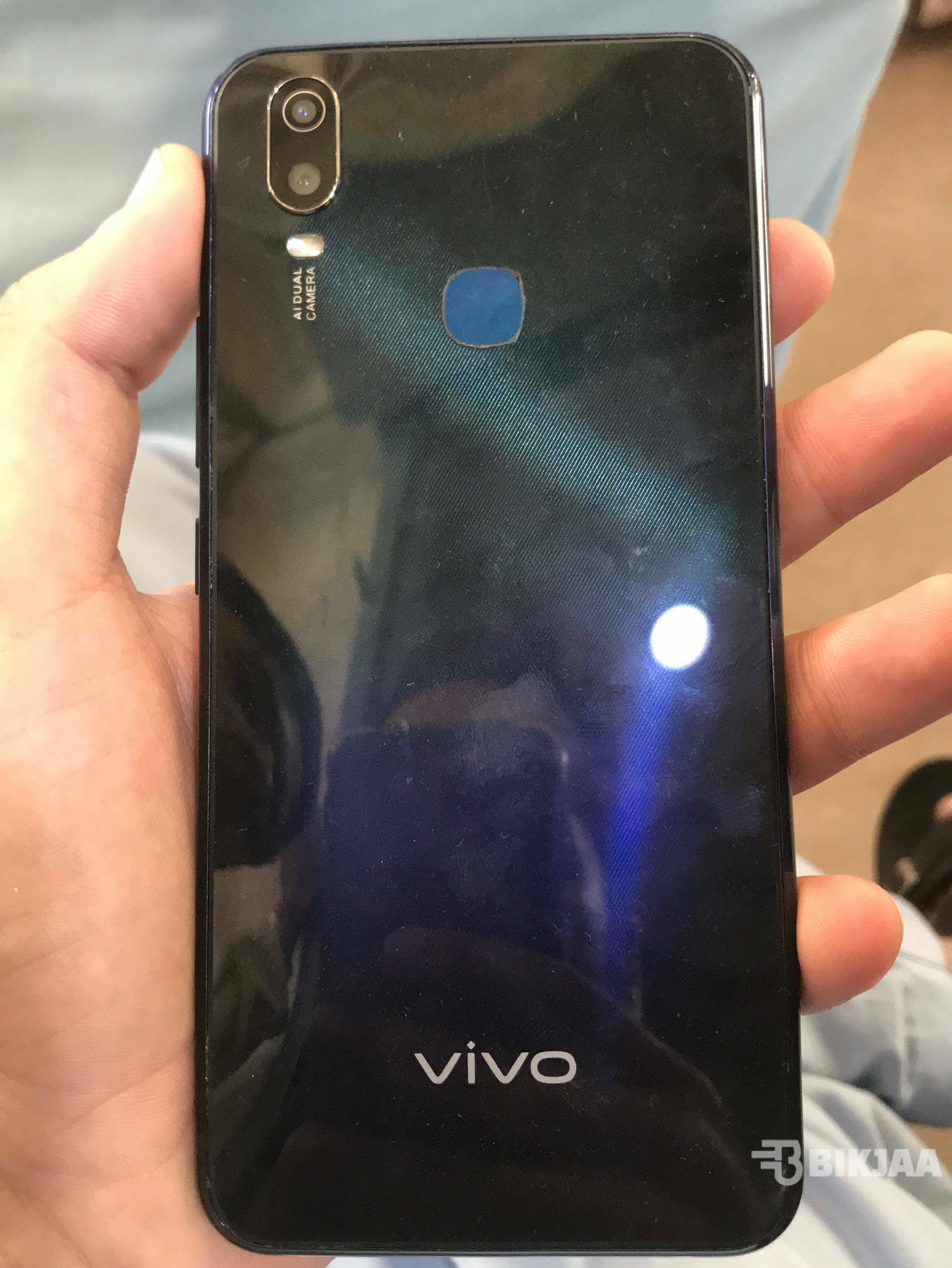 Y11