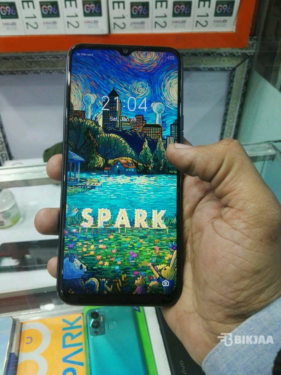 Spark 8C 4GB